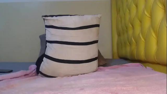 Image 6 of queen_tweakingbae Stream on Chaturbate on 2 months ago