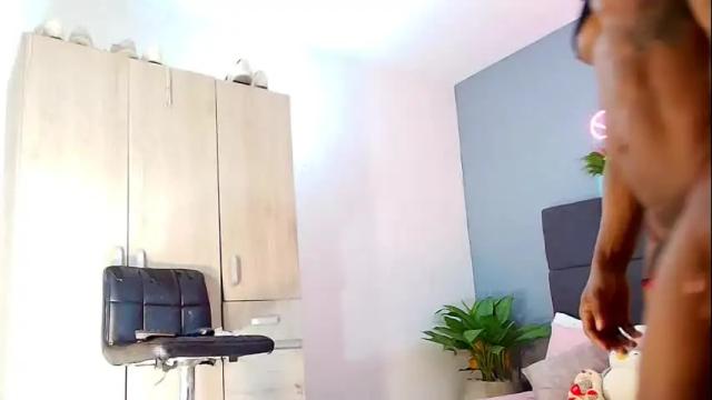 Image 12 of queenaliice Stream on Chaturbate on 1 month ago