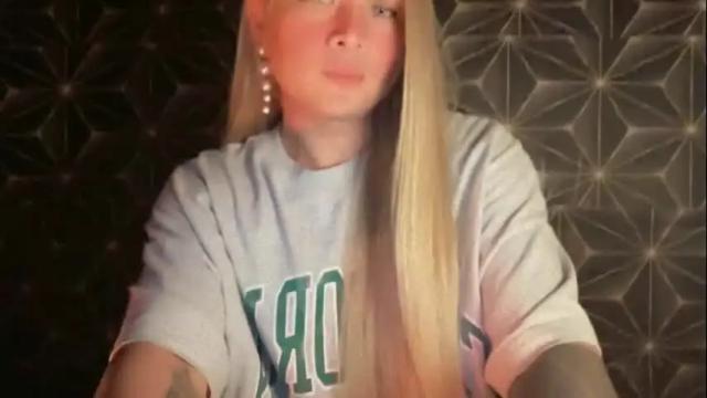Image 6 of queenarthalia Stream on Chaturbate on 19 months ago