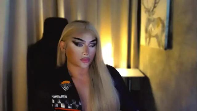 Image 4 of queenarthalia Stream on Chaturbate on 1 month ago