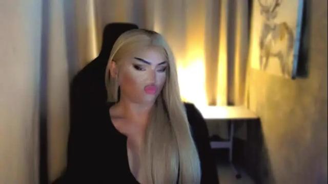 Image 10 of queenarthalia Stream on Chaturbate on 5 days ago