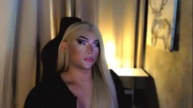 Image 6 of queenarthalia Stream on Chaturbate on 3 days ago