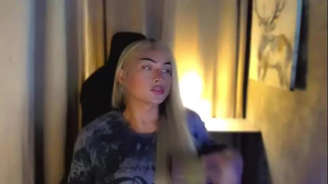 Image 10 of queenarthalia Stream on Chaturbate on 2 days ago