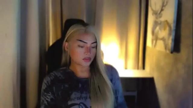 Image 11 of queenarthalia Stream on Chaturbate on 2 days ago