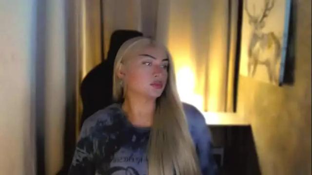 Image 6 of queenarthalia Stream on Chaturbate on 2 days ago