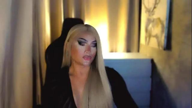 Image 3 of queenarthalia Stream on Chaturbate on 2 months ago