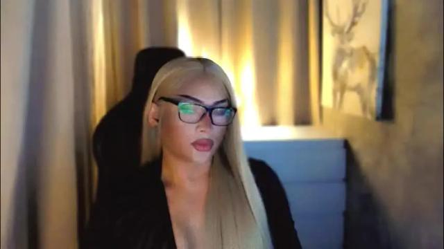 Thumbnail 3, queenarthalia's Stream at Chaturbate, 2 months ago