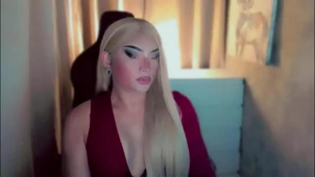 Image 4 of queenarthalia Stream on Chaturbate on 2 months ago