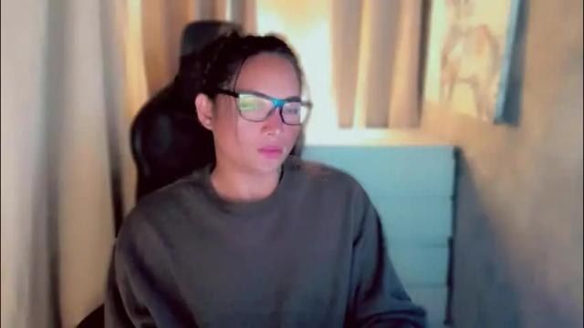 Image 4 of queenarthalia Stream on Chaturbate on 1 month ago