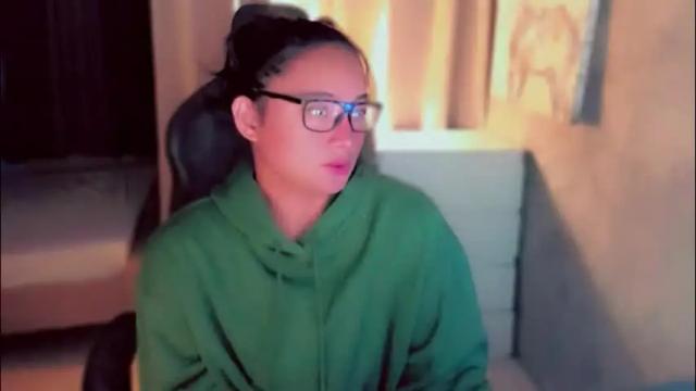 Thumbnail 1, queenarthalia's Stream at Chaturbate, 1 month ago