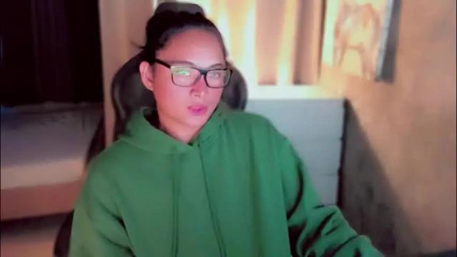 Image 8 of queenarthalia Stream on Chaturbate on 1 month ago