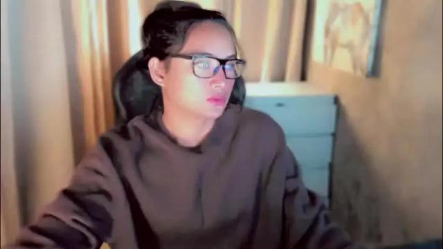 Thumbnail 1, queenarthalia's Stream at Chaturbate, 1 month ago