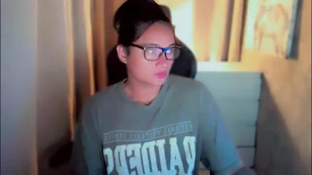 Image 4 of queenarthalia Stream on Chaturbate on 1 month ago