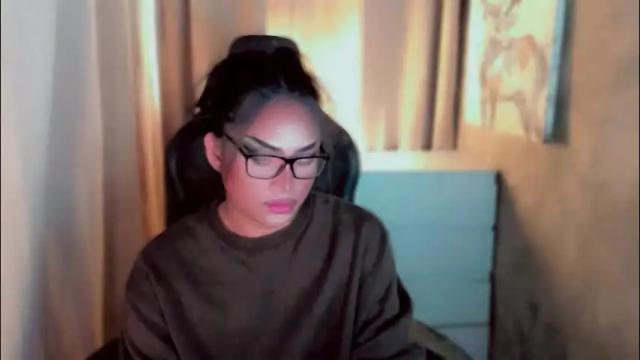 Image 6 of queenarthalia Stream on Chaturbate on 1 month ago