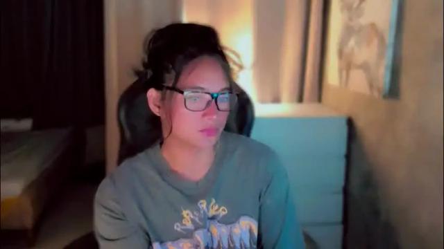 Image 11 of queenarthalia Stream on Chaturbate on 27 days ago