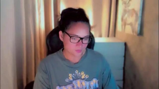 Image 6 of queenarthalia Stream on Chaturbate on 23 days ago