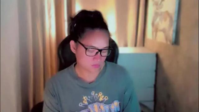 Image 7 of queenarthalia Stream on Chaturbate on 23 days ago