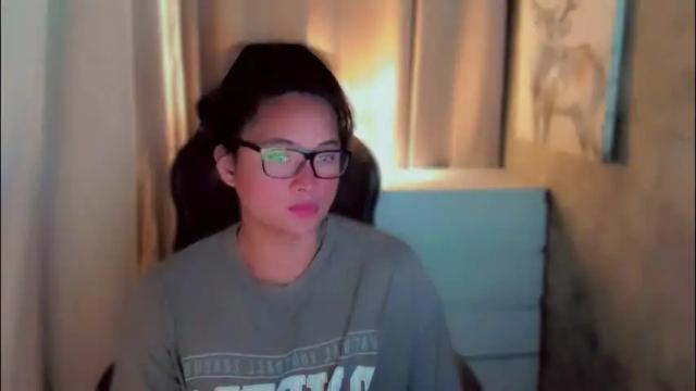 Image 7 of queenarthalia Stream on Chaturbate on 18 hours ago