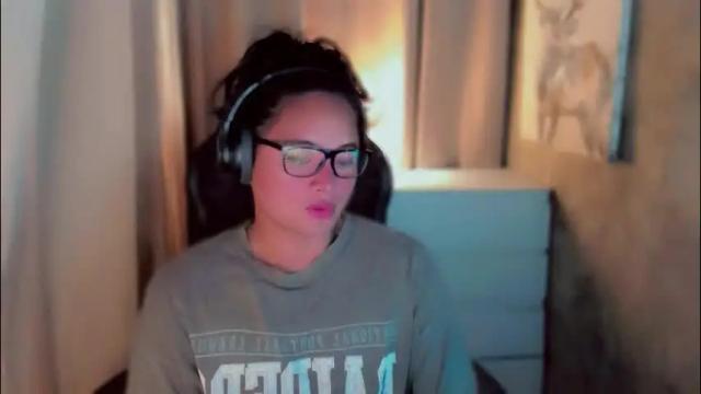 Image 11 of queenarthalia Stream on Chaturbate on 2 months ago