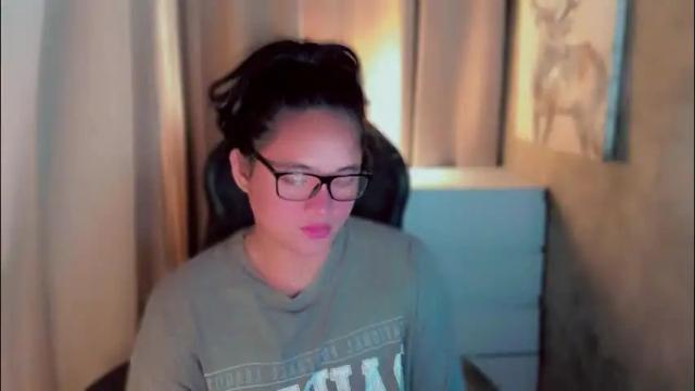 Image 6 of queenarthalia Stream on Chaturbate on 2 months ago