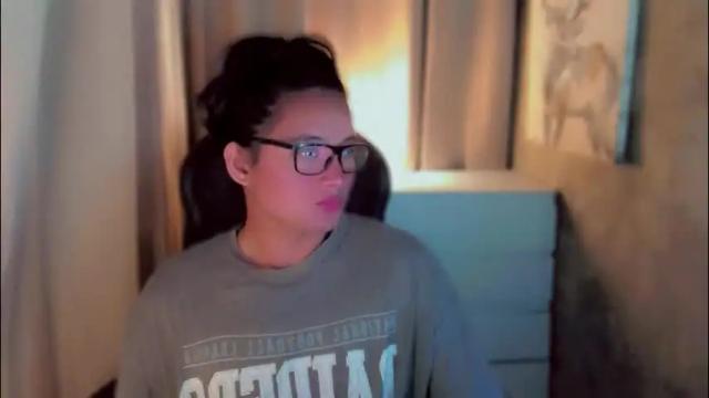 Image 8 of queenarthalia Stream on Chaturbate on 2 months ago