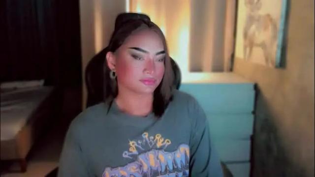 Thumbnail 1, queenarthalia's Stream at Chaturbate, 1 month ago