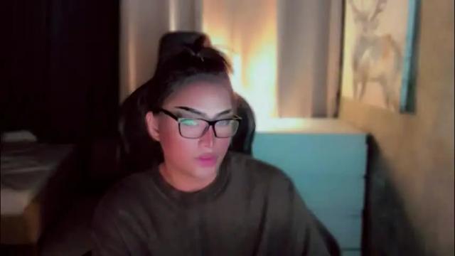 Image 11 of queenarthalia Stream on Chaturbate on 1 month ago