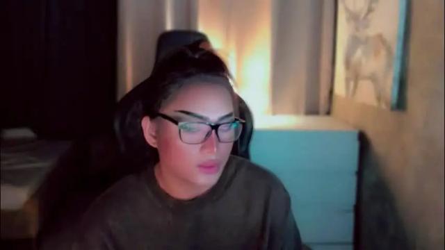 Image 4 of queenarthalia Stream on Chaturbate on 1 month ago