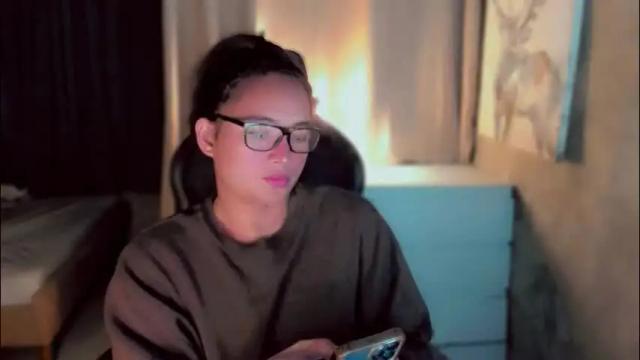 Image 2 of queenarthalia Stream on Chaturbate on 27 days ago