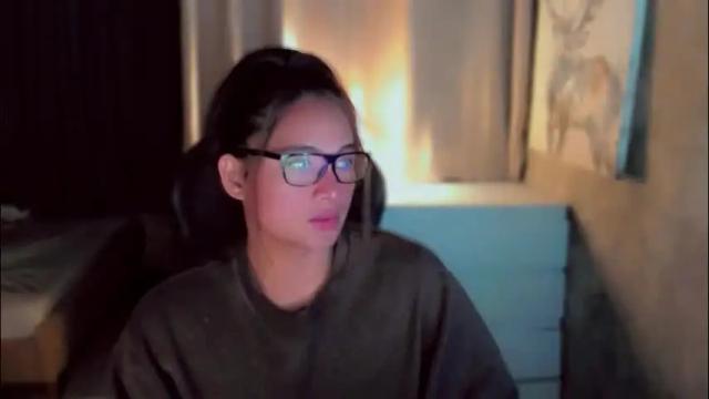 Image 7 of queenarthalia Stream on Chaturbate on 27 days ago