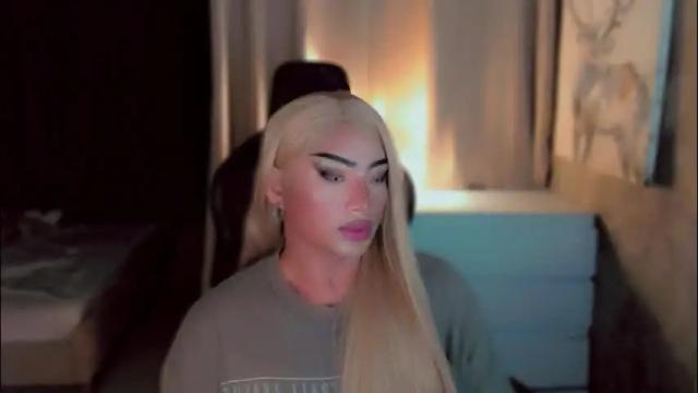 Image 7 of queenarthalia Stream on Chaturbate on 1 month ago