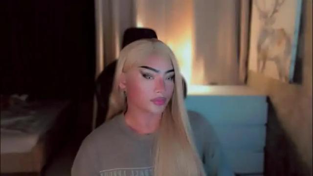 Image 8 of queenarthalia Stream on Chaturbate on 1 month ago