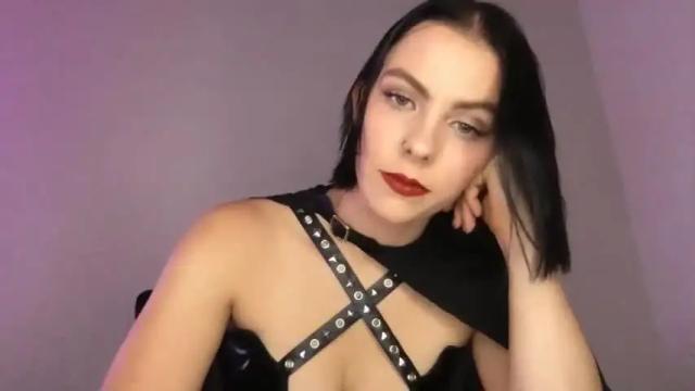Image 6 of queenb2626 Stream on Chaturbate on 18 months ago
