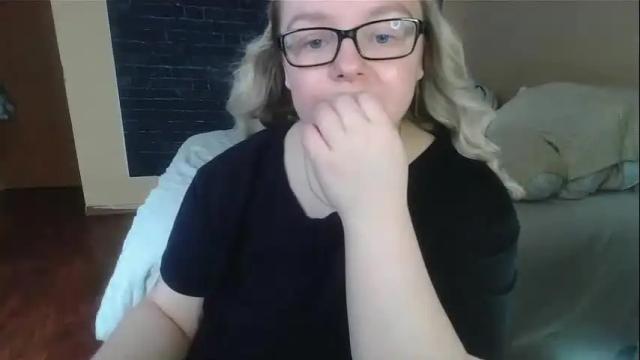 Image 3 of queenb9876 Stream on Chaturbate on 1 month ago