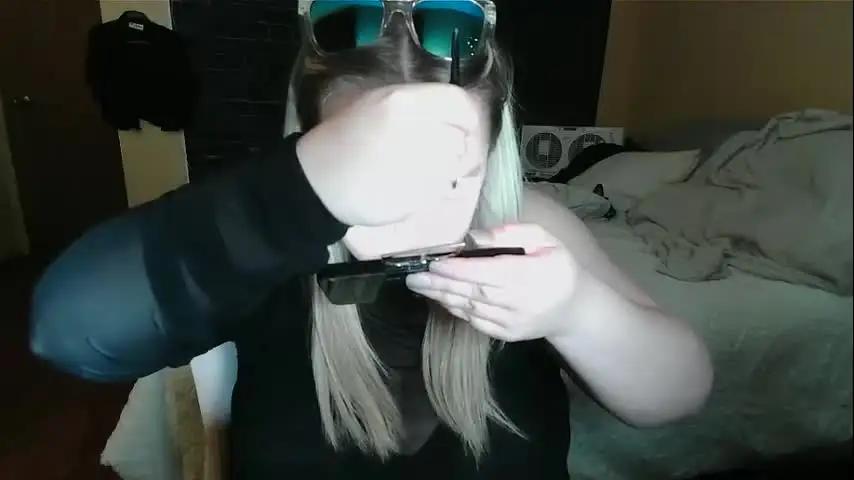 queenb9876 Chaturbate
