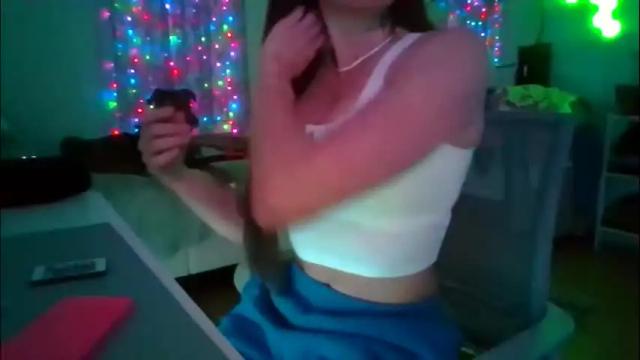 Image 3 of queenbee6269 Stream on Chaturbate on 11 days ago