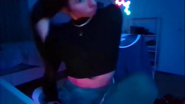Image 12 of queenbee6269 Stream on Chaturbate on 6 days ago