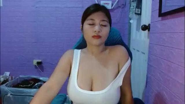 Image 10 of queenboba Stream on Chaturbate on 1 month ago