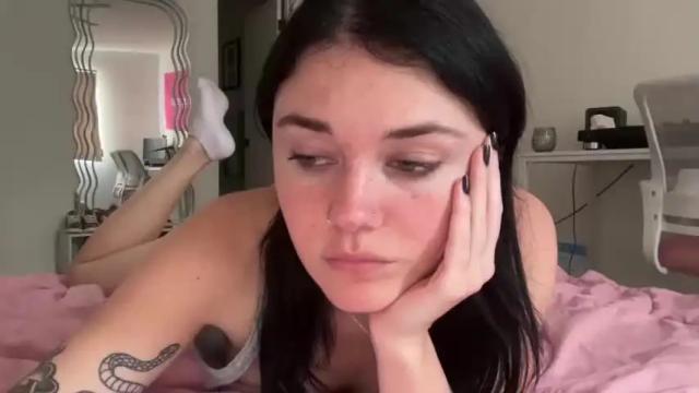 Image 10 of queencassidyy Stream on Chaturbate on 14 months ago