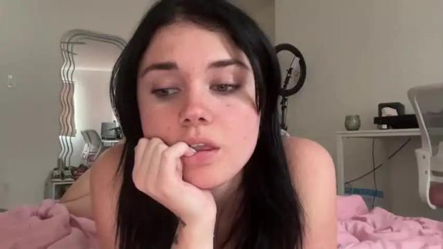 Image 11 of queencassidyy Stream on Chaturbate on 14 months ago