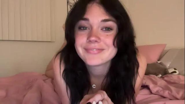 Image 6 of queencassidyy Stream on Chaturbate on 14 months ago
