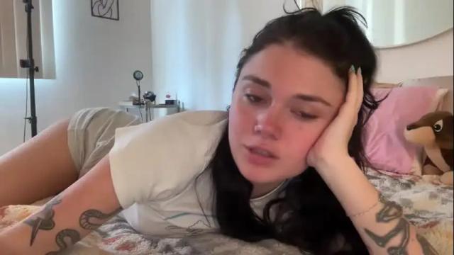Image 6 of queencassidyy Stream on Chaturbate on 1 month ago