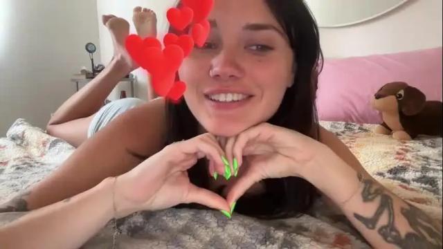 Image 11 of queencassidyy Stream on Chaturbate on 16 days ago