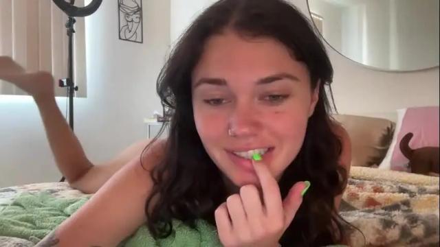 Image 12 of queencassidyy Stream on Chaturbate on 9 days ago