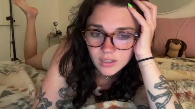 Image 7 of queencassidyy Stream on Chaturbate on 4 days ago
