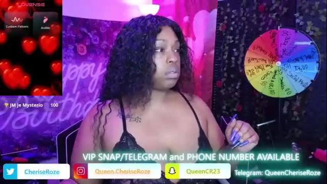 Image 11 of queencroze Stream on Chaturbate on 1 month ago