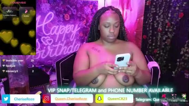 Image 8 of queencroze Stream on Chaturbate on 13 days ago