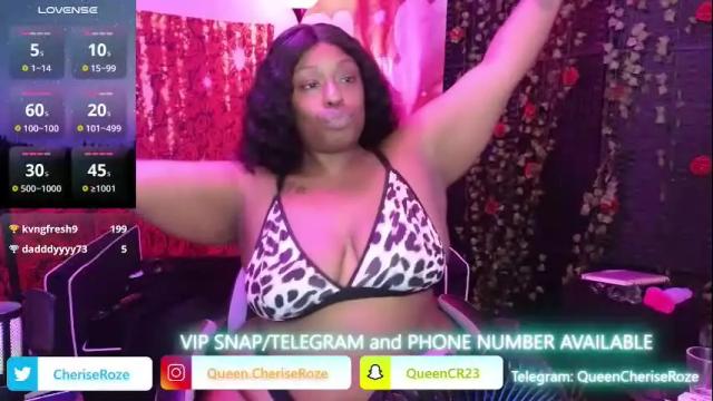 Image 6 of queencroze Stream on Chaturbate on 6 months ago