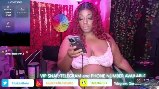 Image 4 of queencroze Stream on Chaturbate on 5 months ago