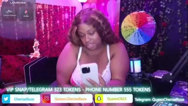 Image 6 of queencroze Stream on Chaturbate on 4 months ago